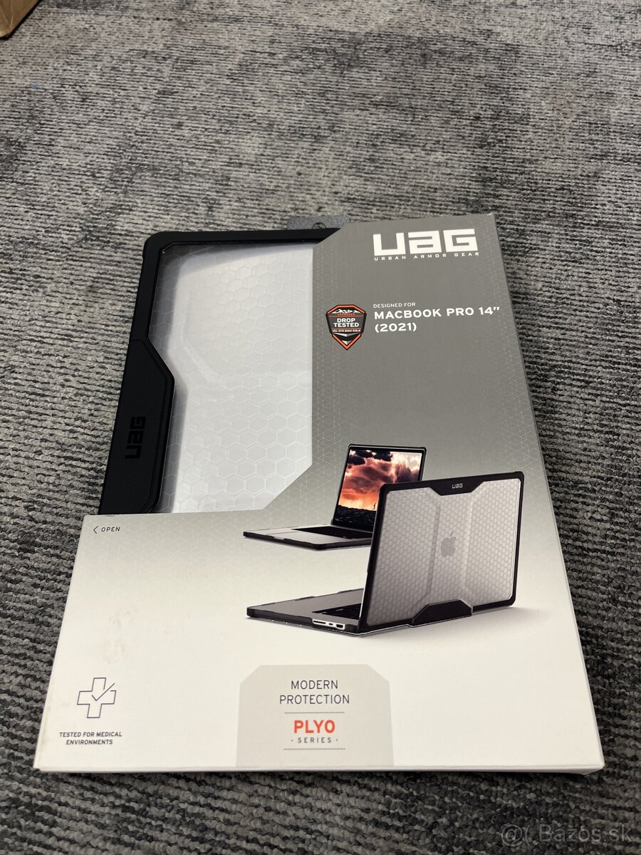 Uag obal na MacBook Pro