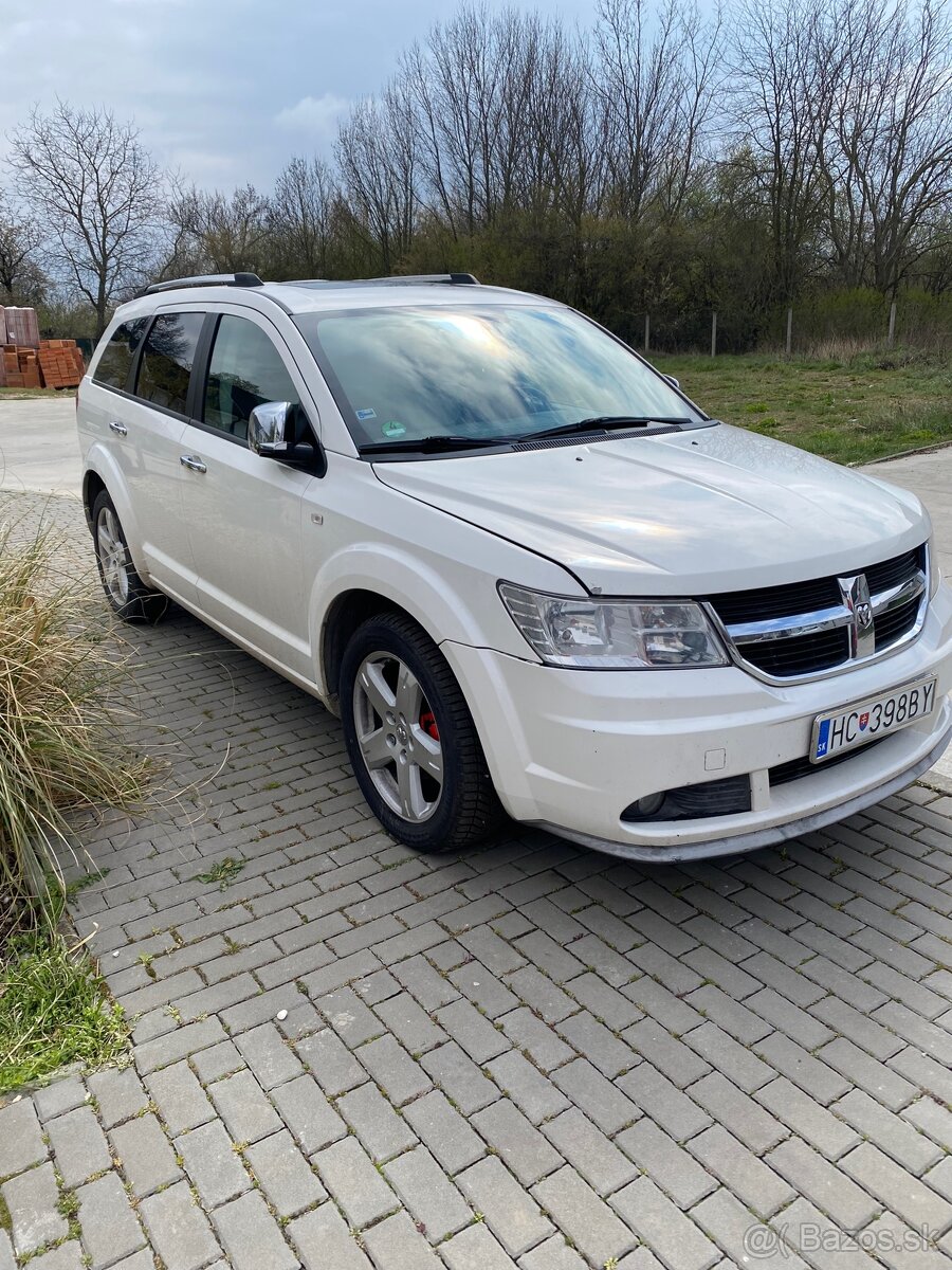 Rozpredam DODGE JOURNEY 2,0 crd