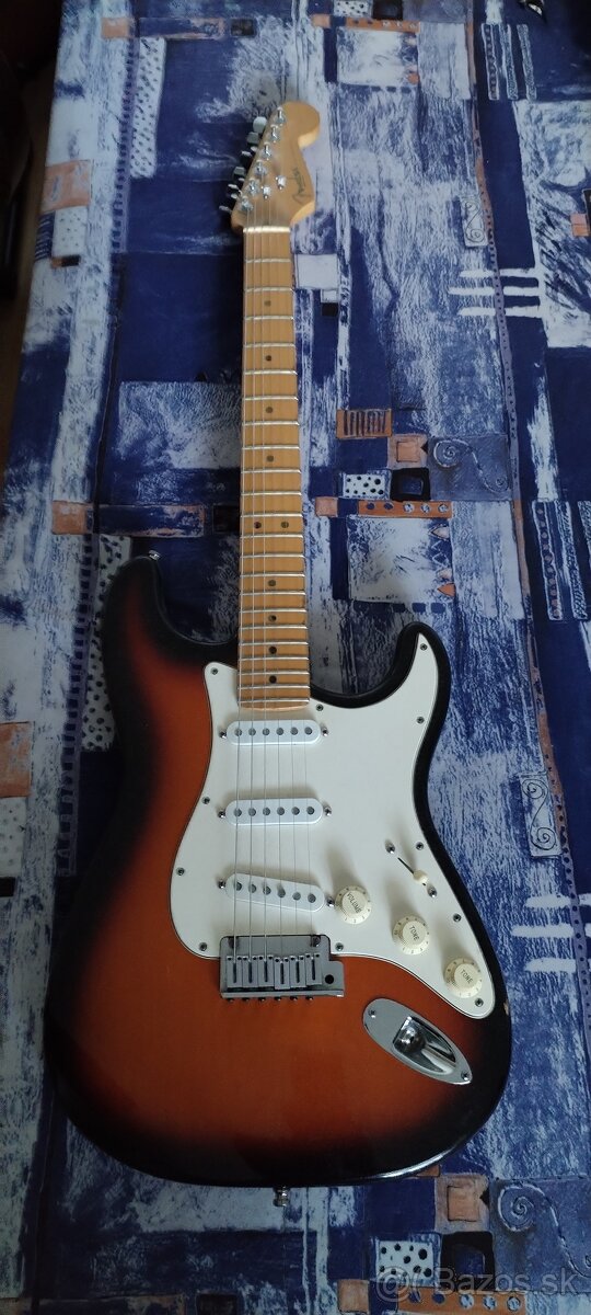 Fender štandard USA 1995