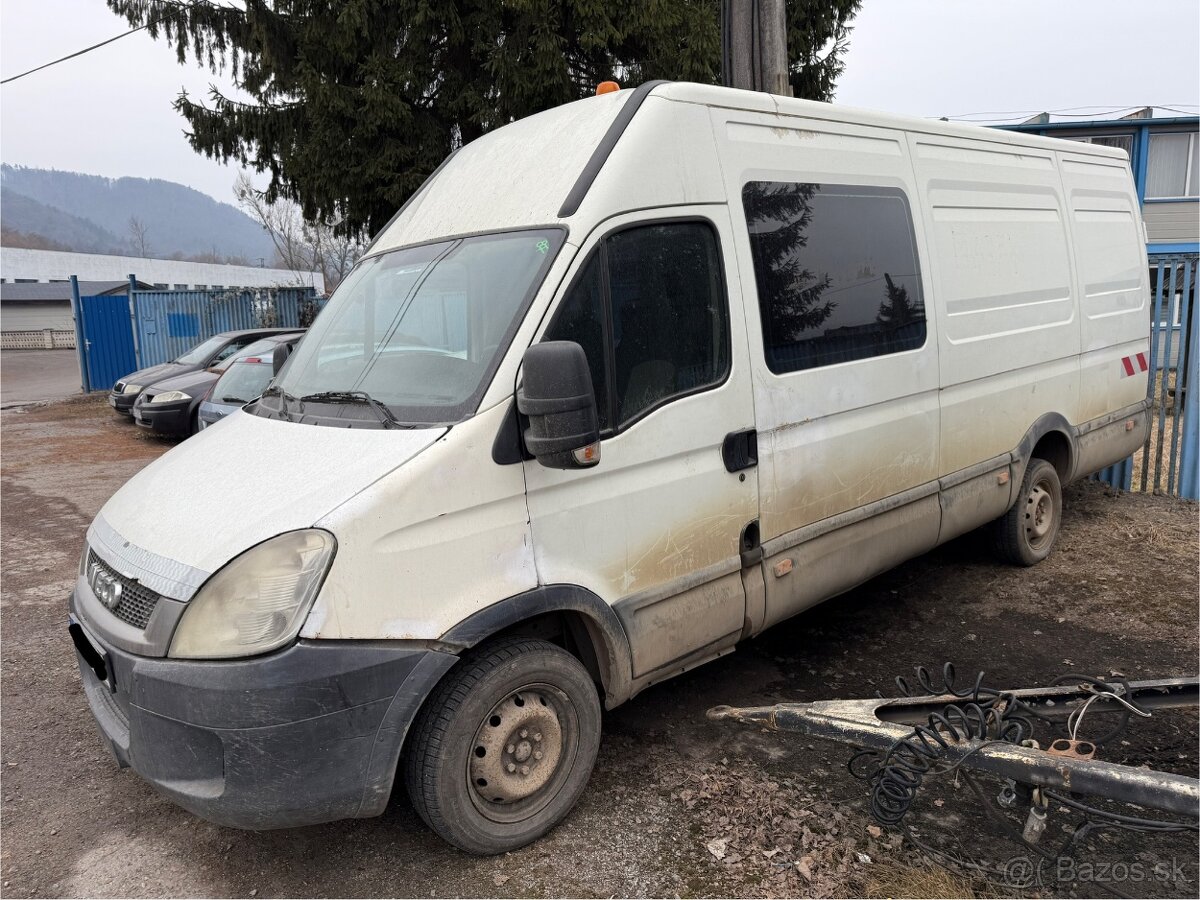 IVECO DAILY 2.3Maxi 7miest 2011