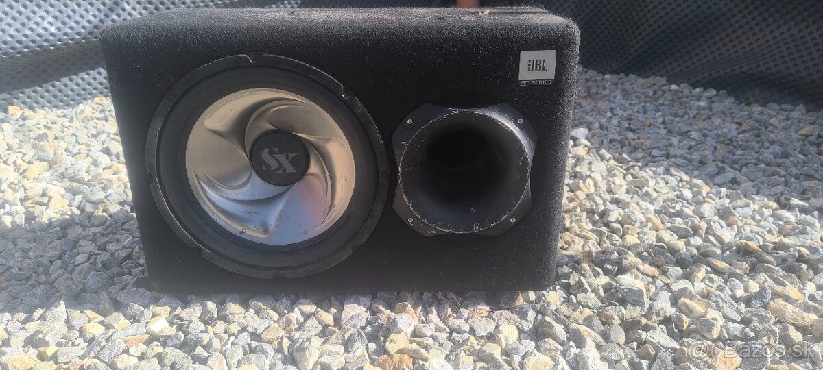 Subwoofer do auta JBL+zosilňovač