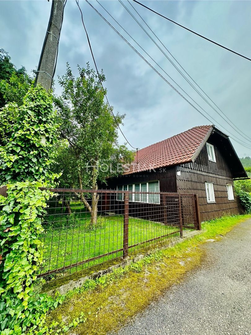 Drevený rodinný dom - Krásno nad Kysucou