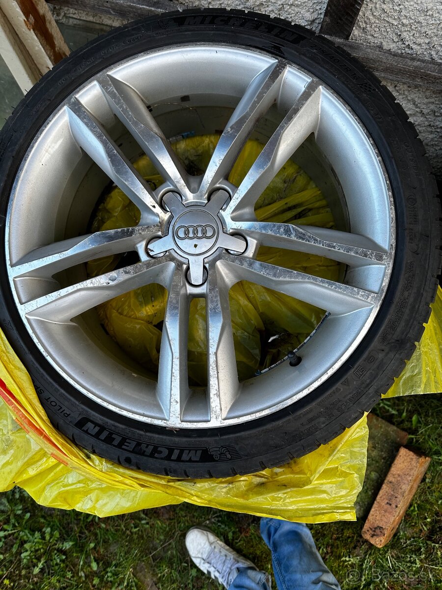 5x112 225/40R18