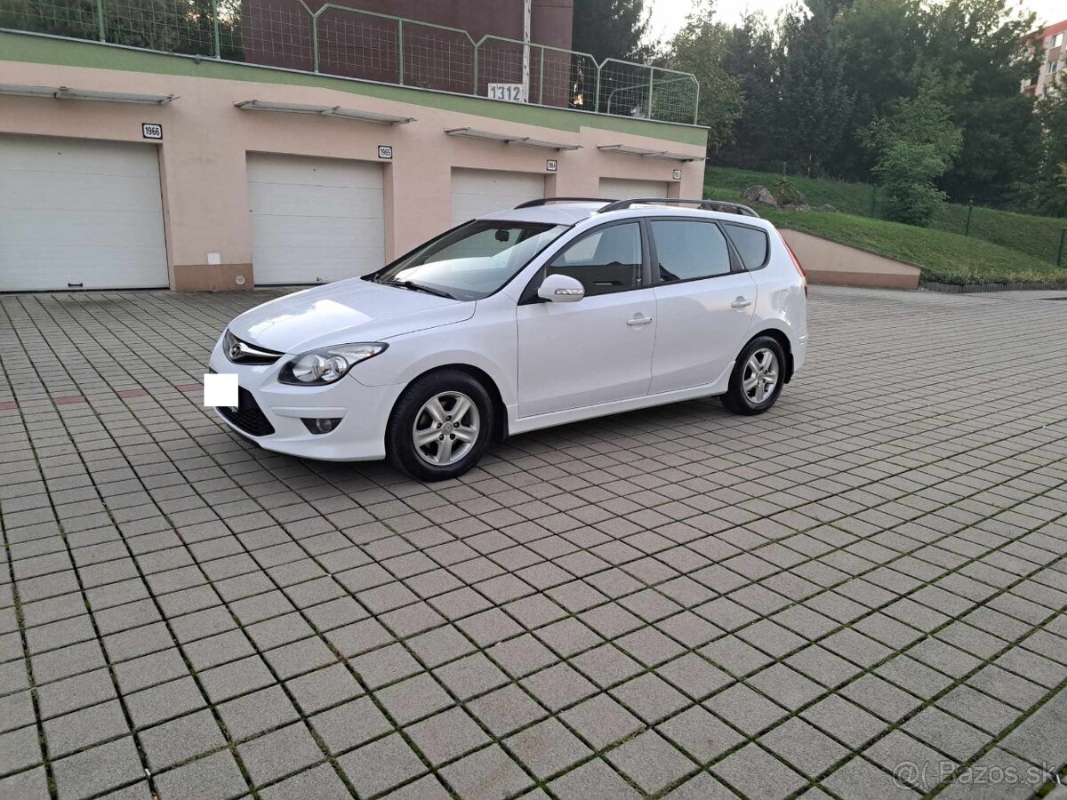 HYUNDAI i30 CW  1,6 CRDI, 66.KW, R.V.2010, STK A EK 2026