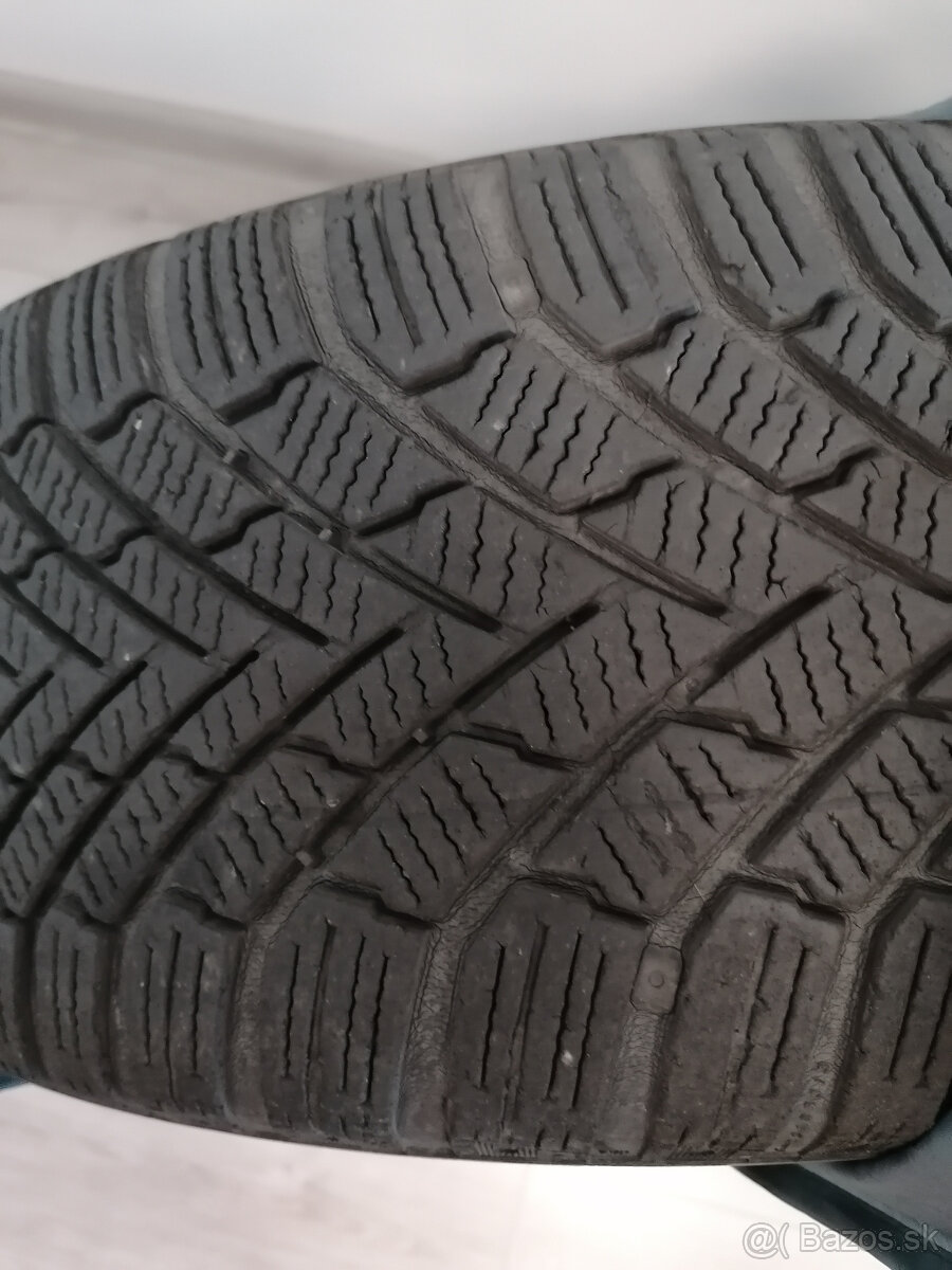 Predam zimne PNEU 205/55 R16 91H Continental