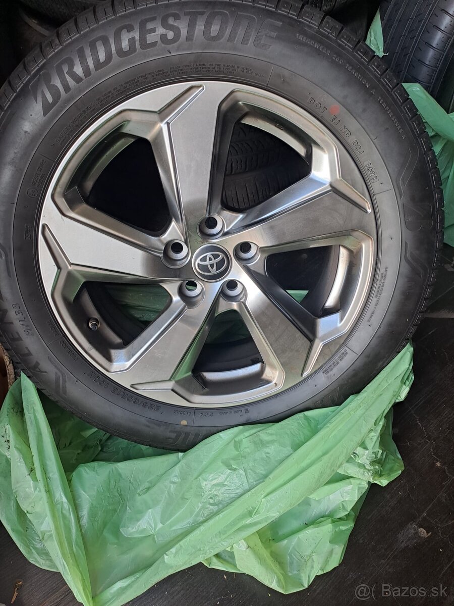 Originál alu 5x114,3 R18 TOYOTA RAV4 alu ET35