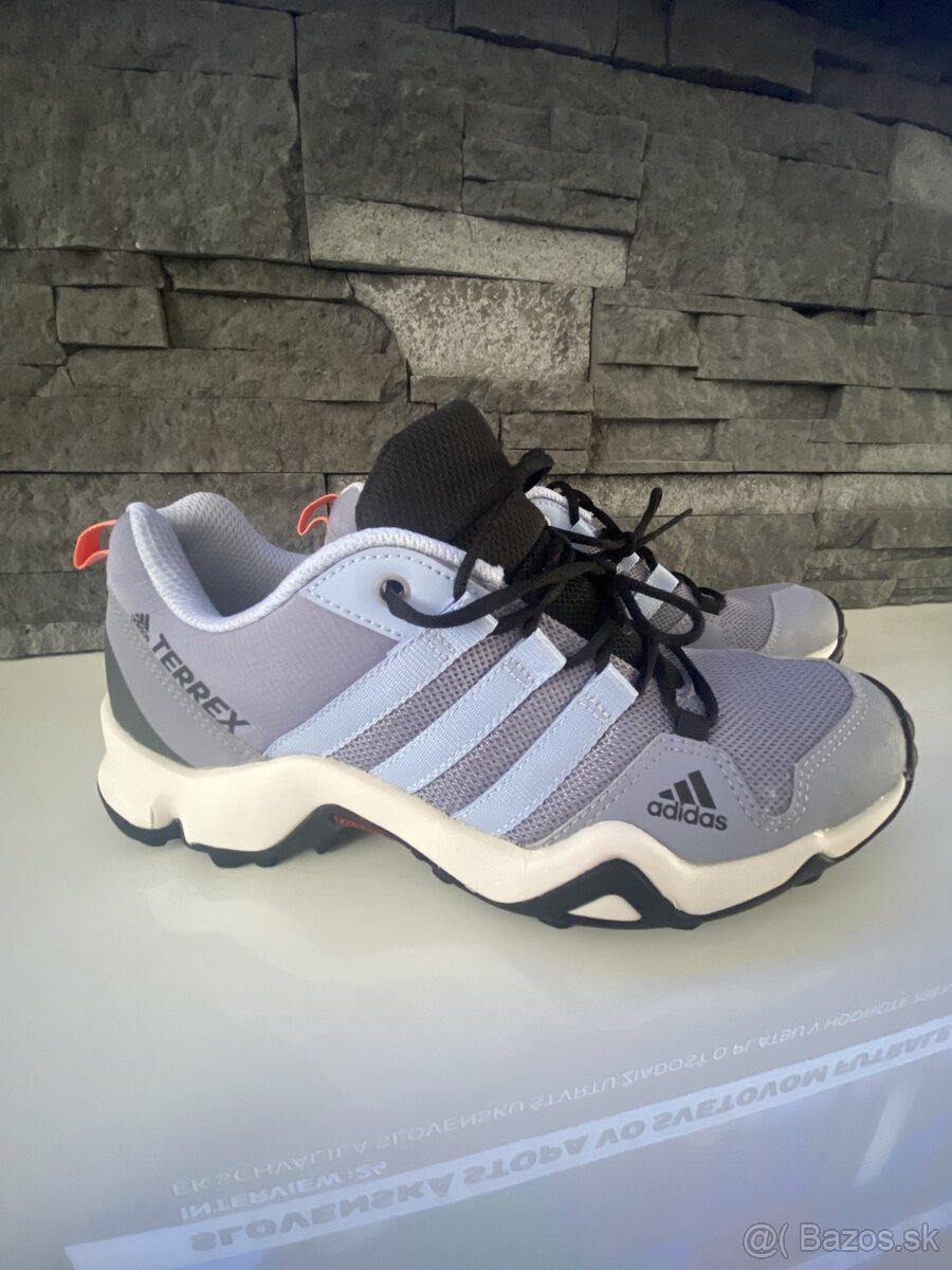 Adidas terrex