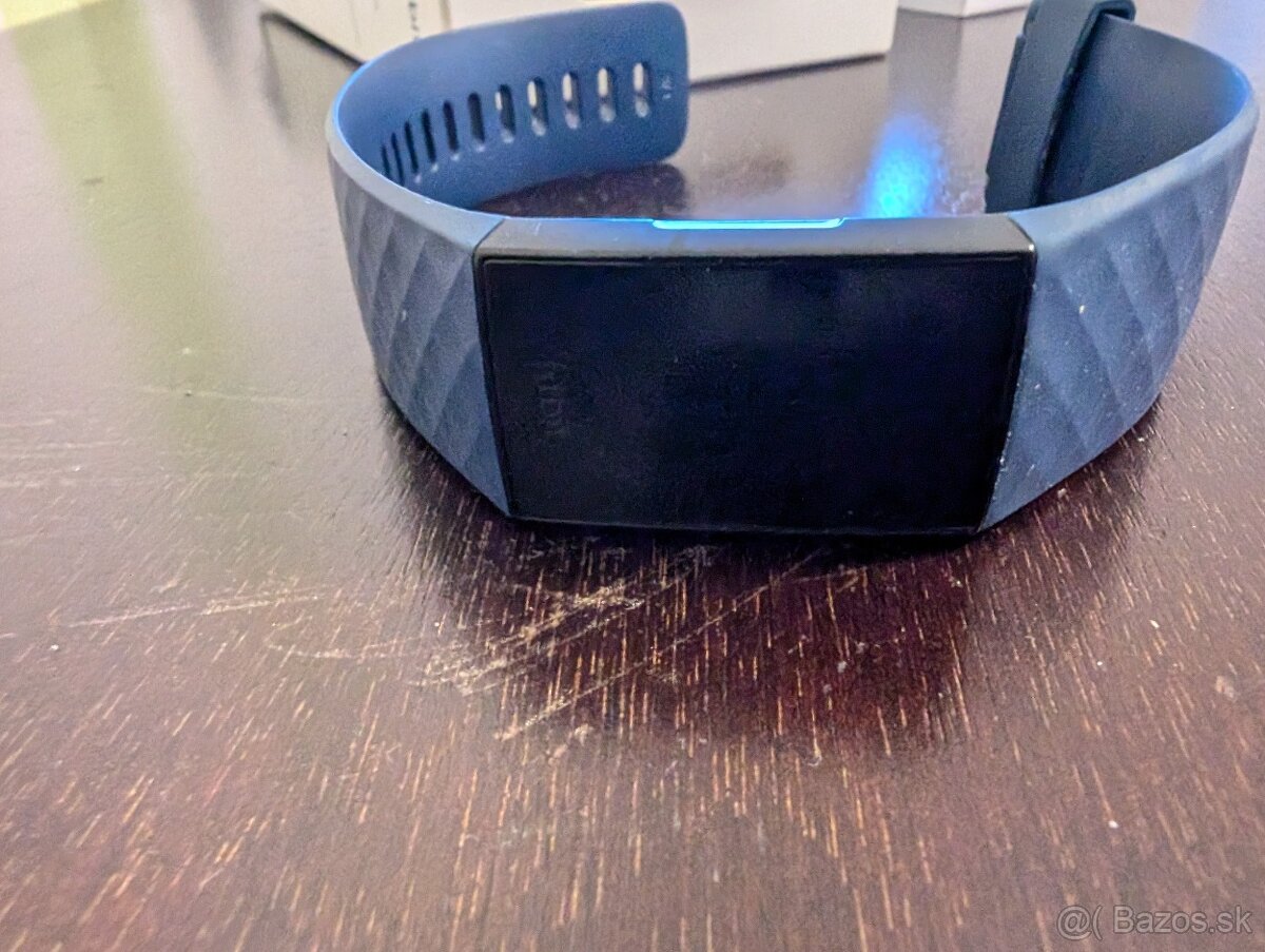 Fitbit charge 4