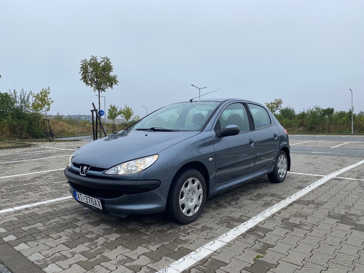 Peugeot 206