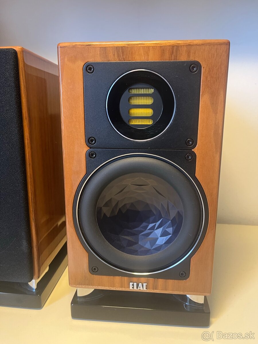 ELAC BS403