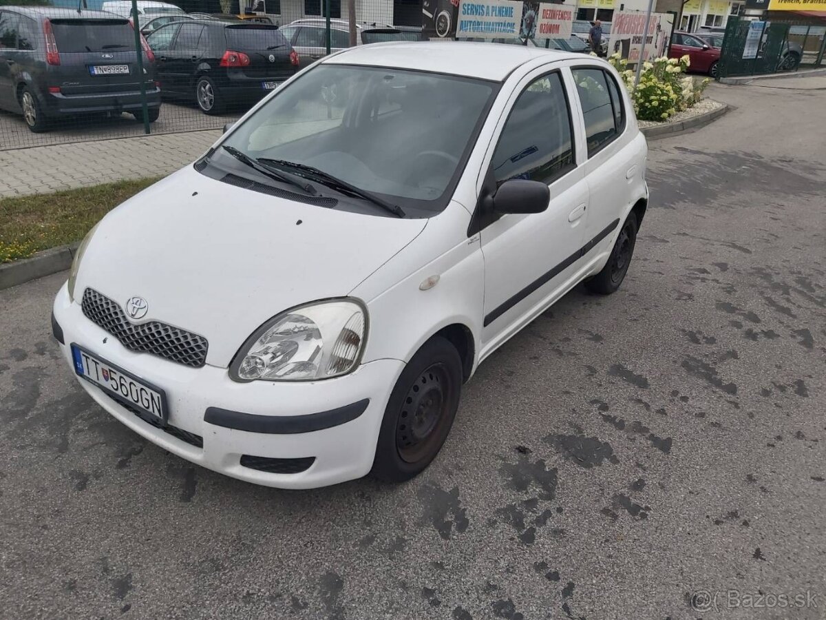 Toyota Yaris 1.0 VVT-i Terra Dream