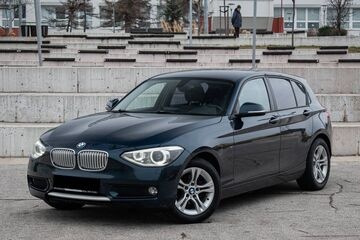 BMW 118d A/T | +druhá sada orig.diskov