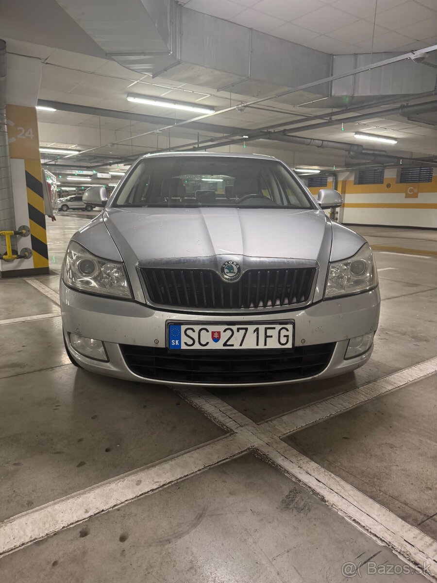 Skoda Octavia 2.0 Tdi 103kw - svetlý interiér