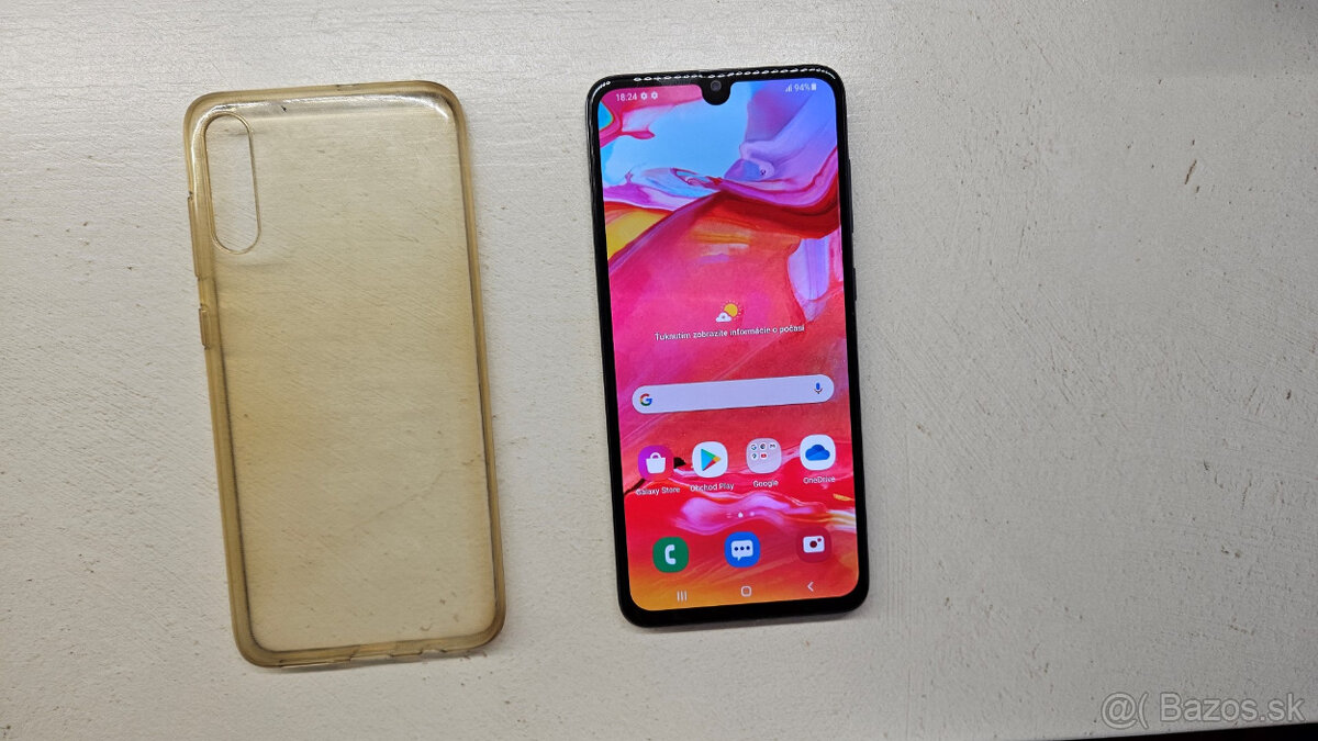 Samsung Galaxy A70 - s nabíjačkou