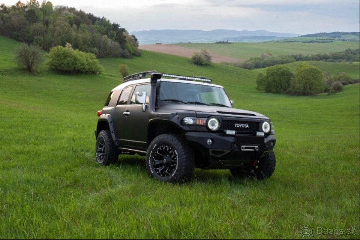 Toyota FJ Cruiser 4,0i automat