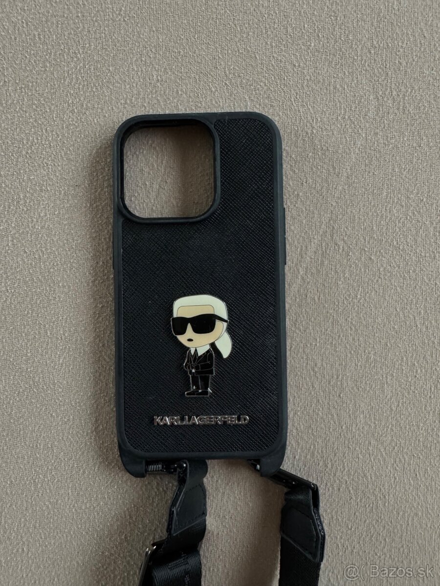 Karl Lagerfeld kryt na iPhone  15 pro