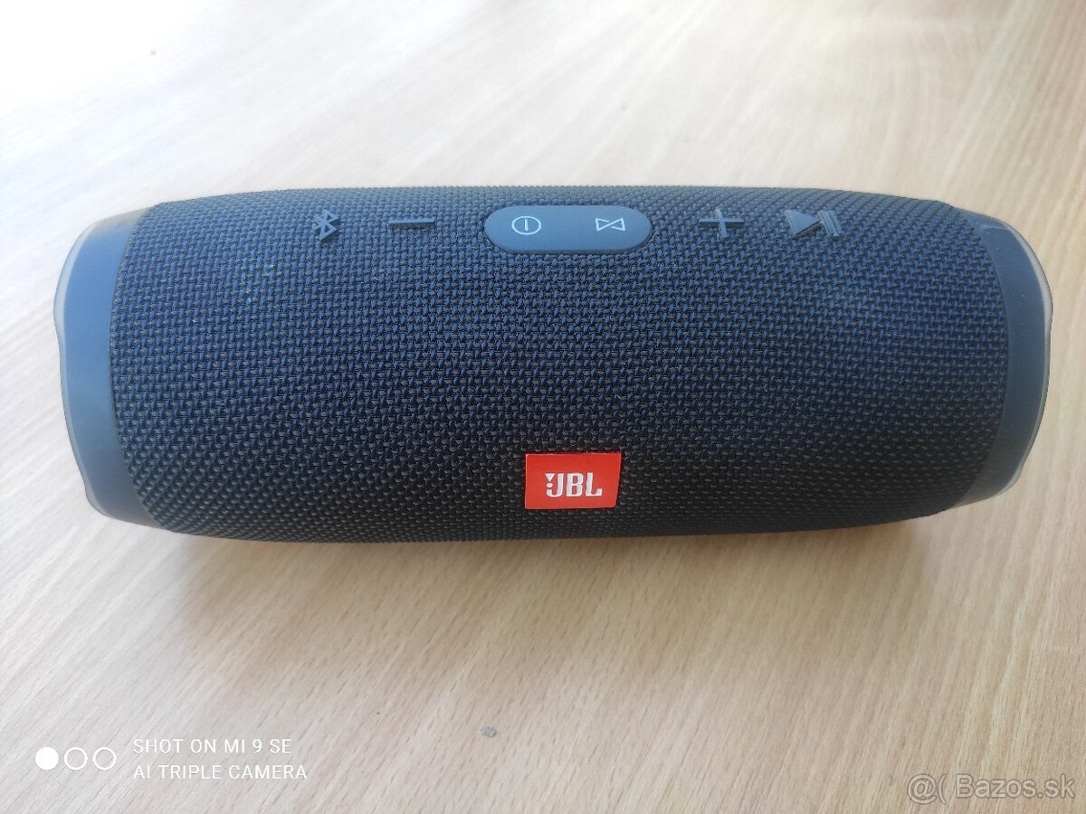 JBL Charge 3 reproduktor