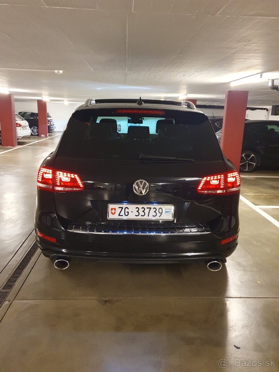 VW Touareg R