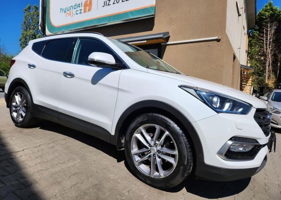 Hyundai Santa Fe 2.2-PREMIUM-PANORAMA-360°kamer