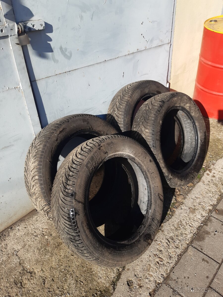 Zimné 215/60r17 Kleber Krisalp HP3