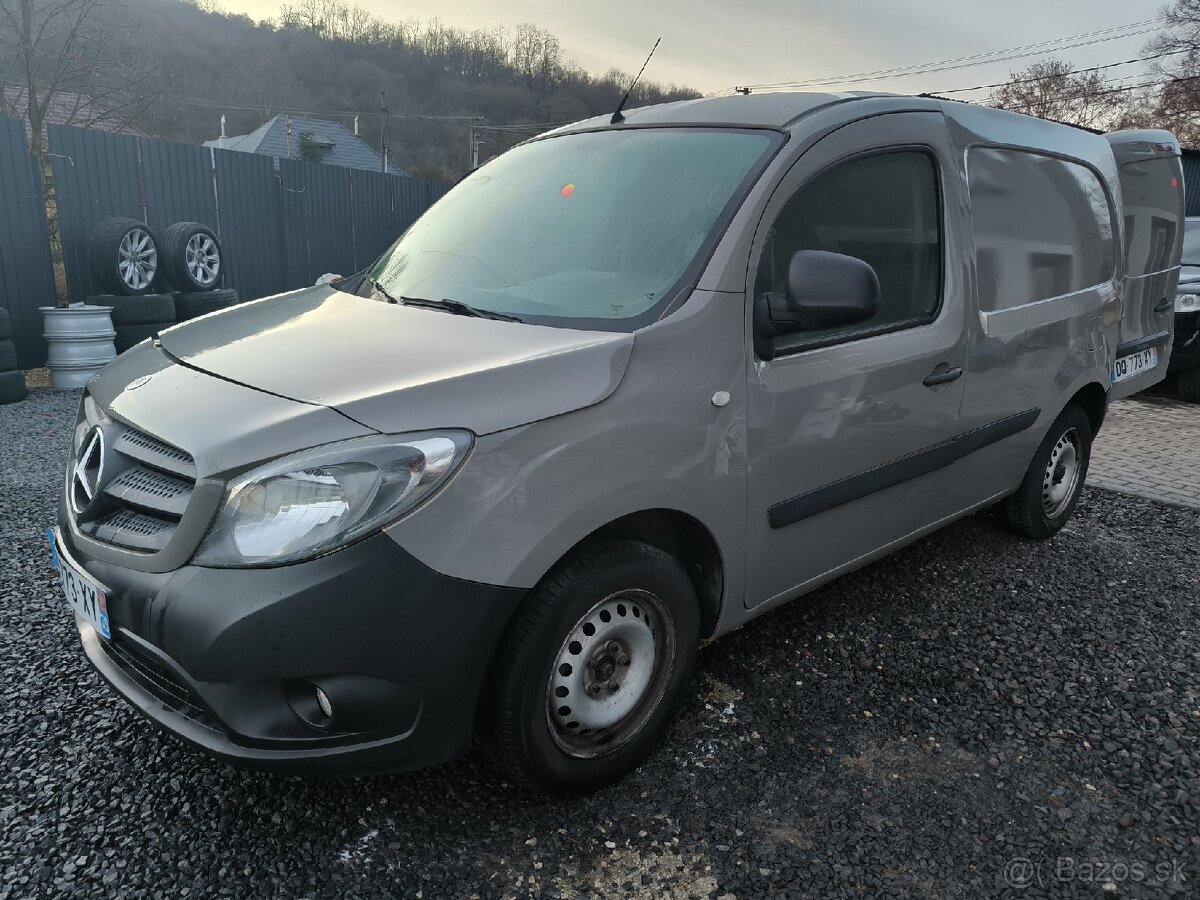 Mercedes Benz Citan 109 1.5 CDi - ťažné poškodené