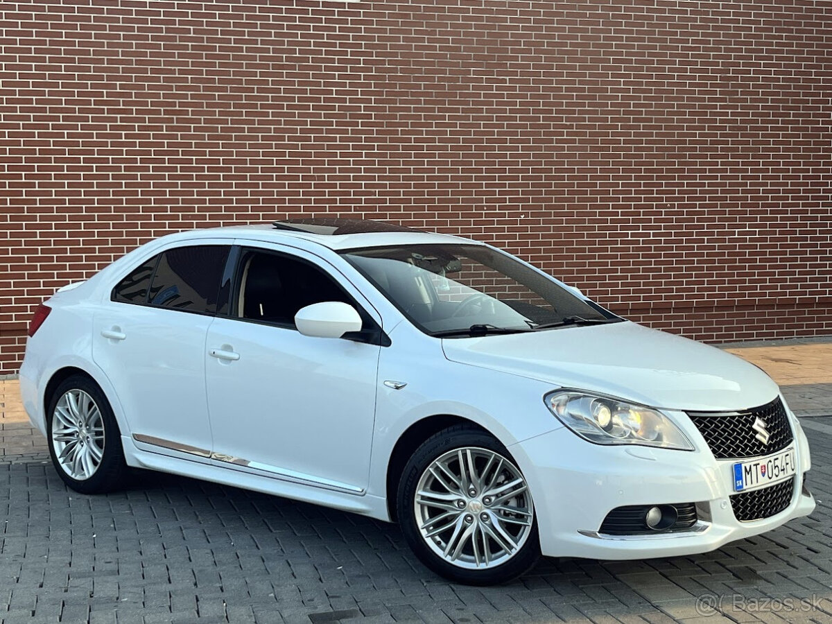 Suzuki Kizashi 2.4 VVT 131kW Manuál