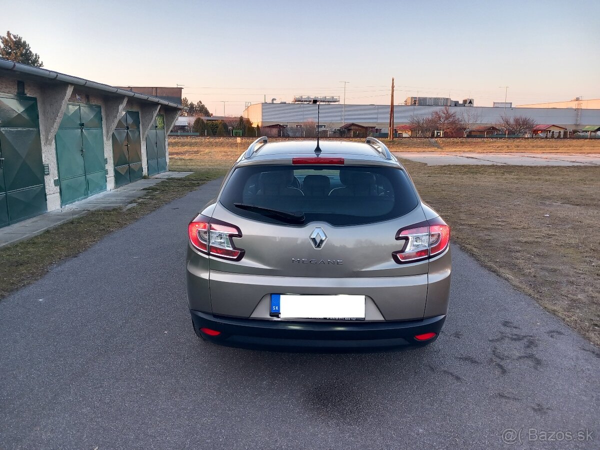 renault megane combi, 1.6, 16v, benz., r.v. 2010, 221.000km,