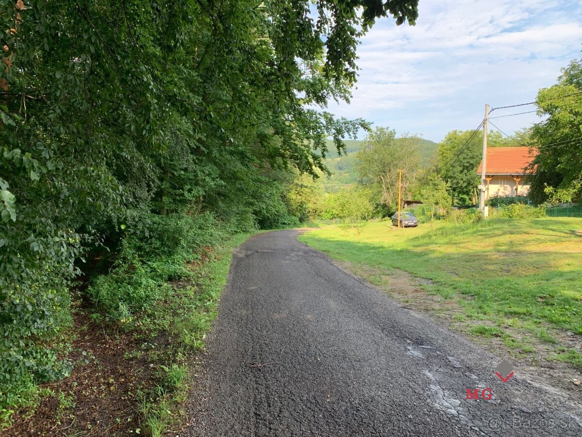 Na predaj pozemok 1427 m2 Radobica - časť Cerová