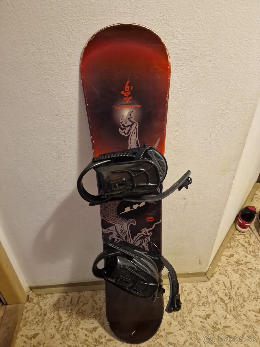 Predám snowboard  125cm