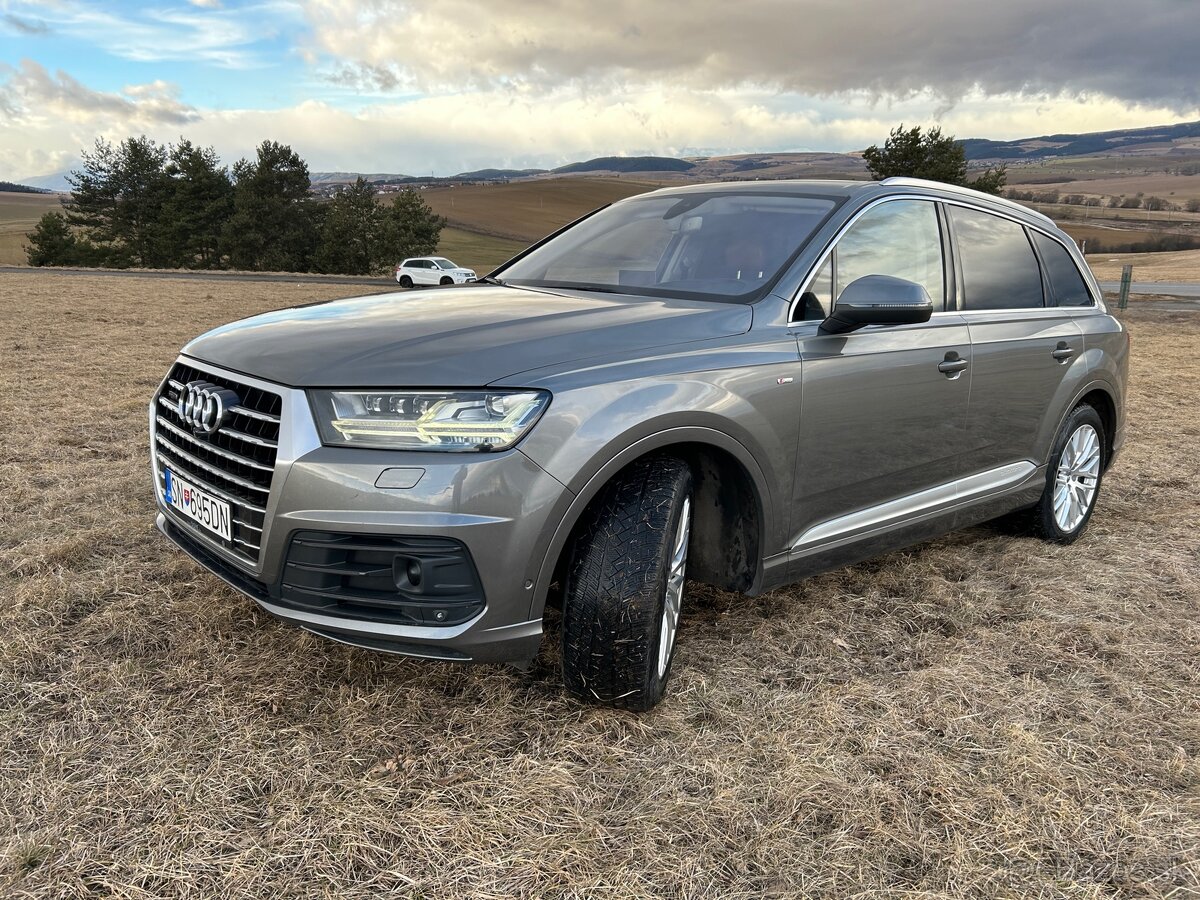 Audi Q7 3.0 TDI 200 kW/272 k výbava S-line Quattro - 7 miest