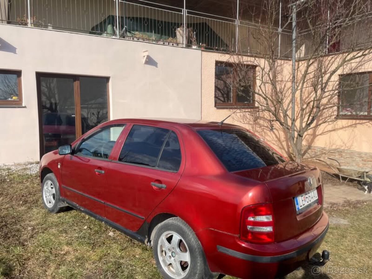 skoda fabia sedan