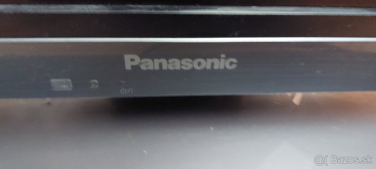 Starý televízor Panasonic