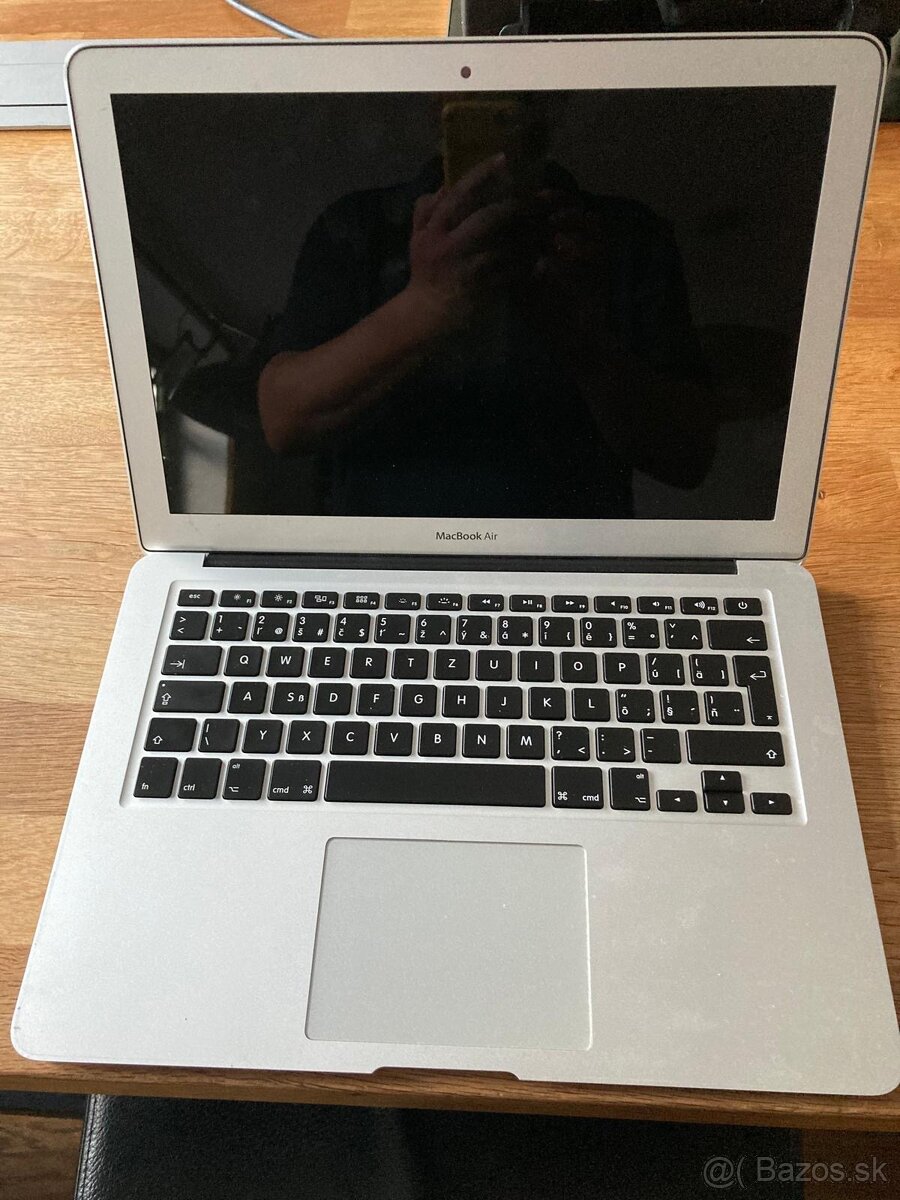 Predaj MacBook air 13" - na súčiastky