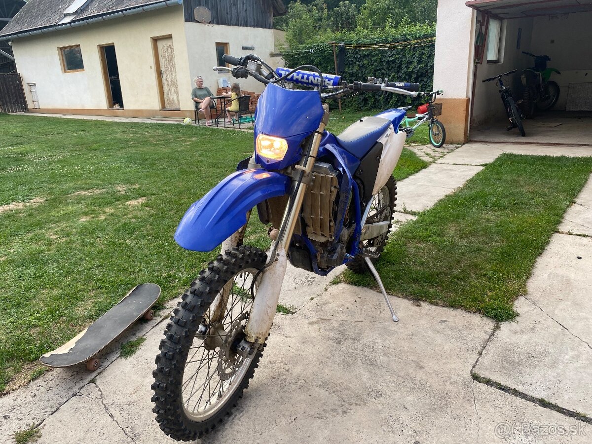 Yamaha wr450f 2005 (v celku)