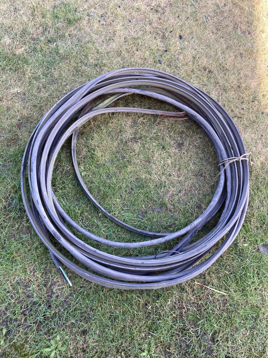 Predám kabel AYKY  4x16