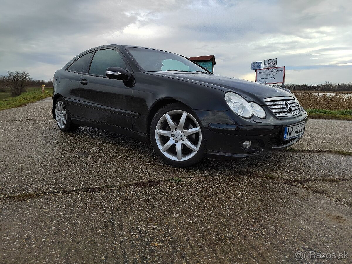 Mercedes Benz Sport Coupe 200