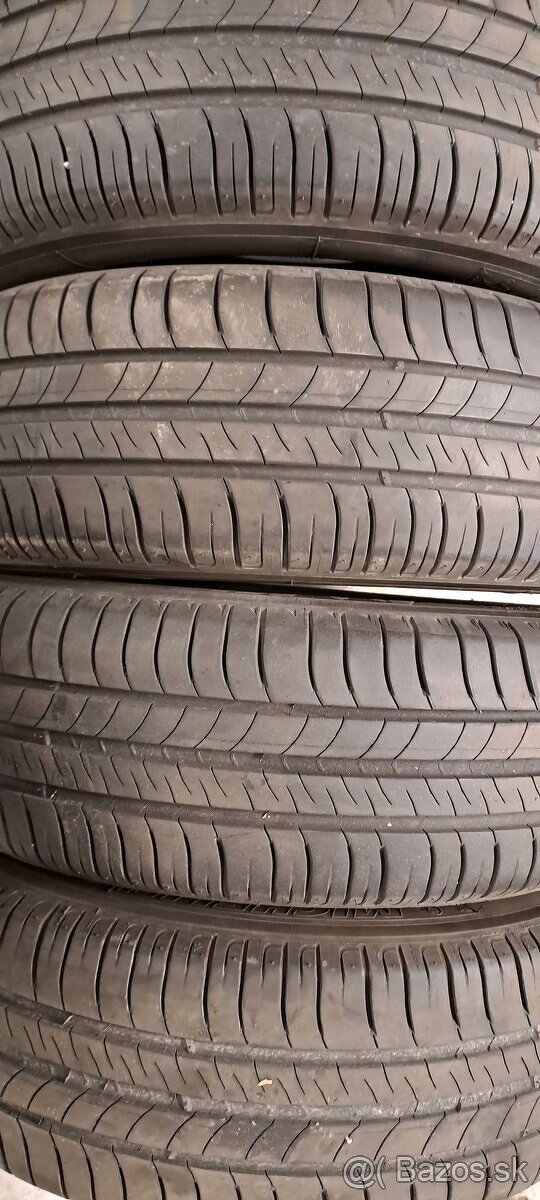 Predám 4ks jazdené letné 195/65r15-95T Michelin