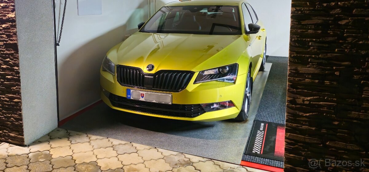 Škoda Superb Sportline