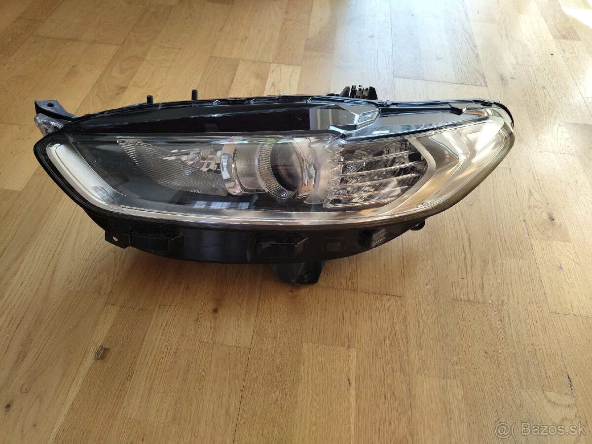 Lave svetlo Ford Mondeo MK5 halogen