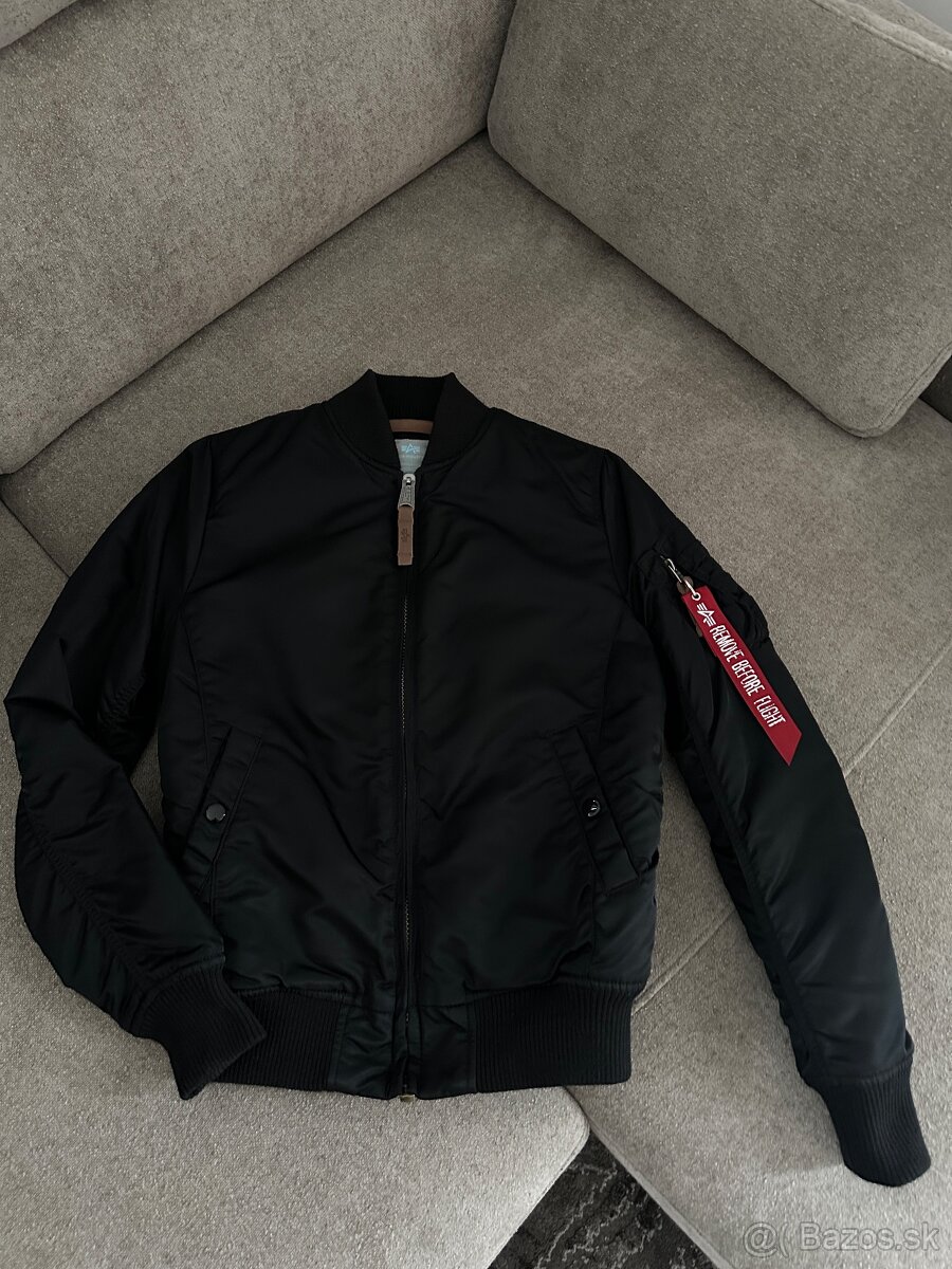 Dámska bombera ALPHA INDUSTRIES