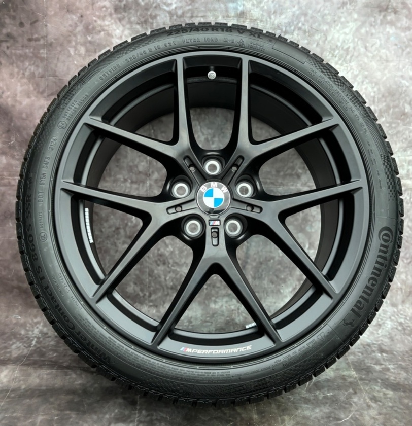 Zimní nová sada alu BMW řada 1 M Performance 225/40R18