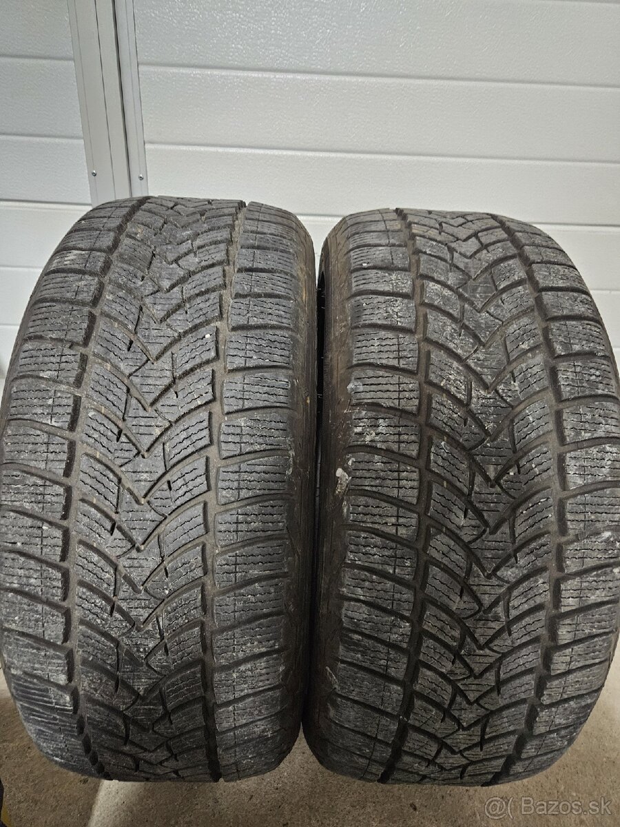 Zimné pneumatiky 235/45 R18