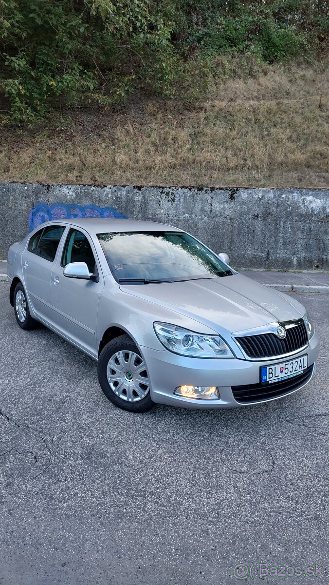 Octavia 1.6 MPI  48 tisíc km. 11/2010