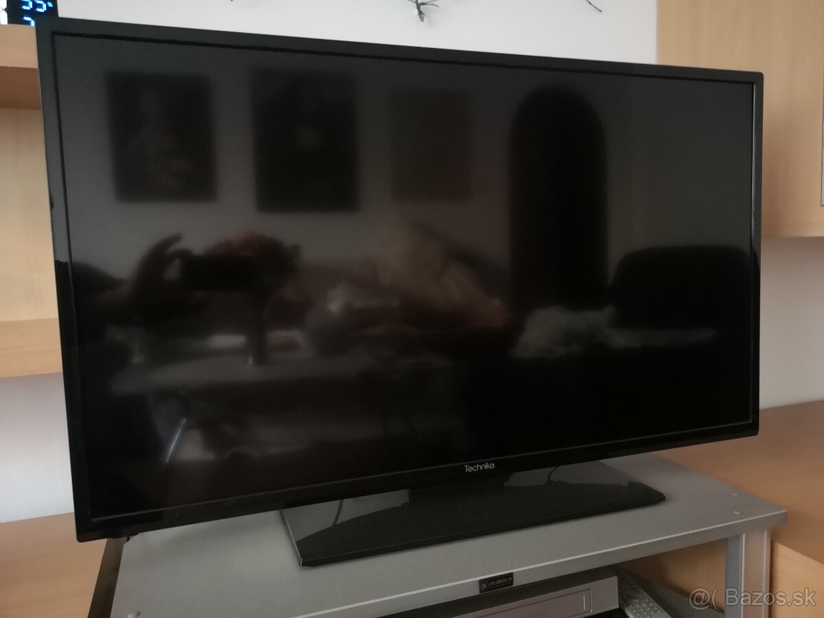 Tv+stolík