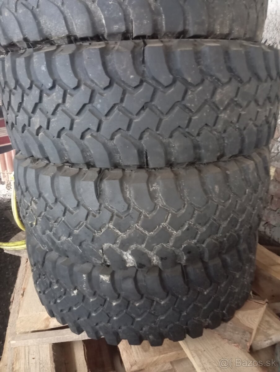 Pneu 265/70 R16