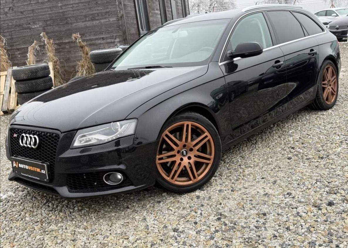 Audi A4 2,0 TDI 105kW SADA ZIMNÍCH ALU nafta manuál 105 kw