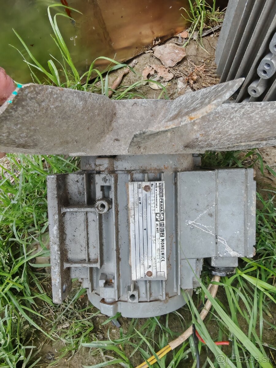 Pätkovy elektromotor mez mohelnice 0.18 kW 1350 ot