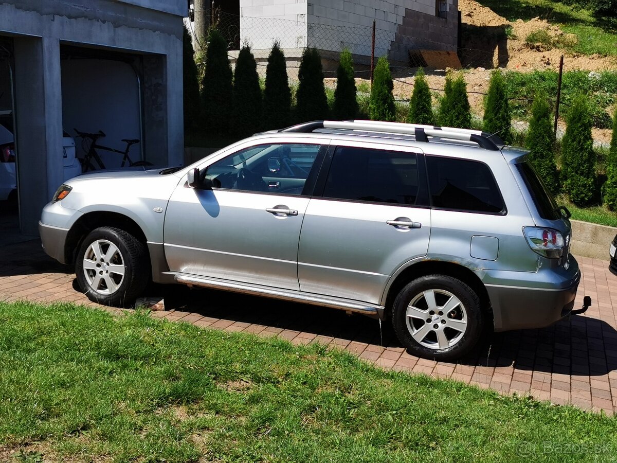 Mitsubishi outlander I