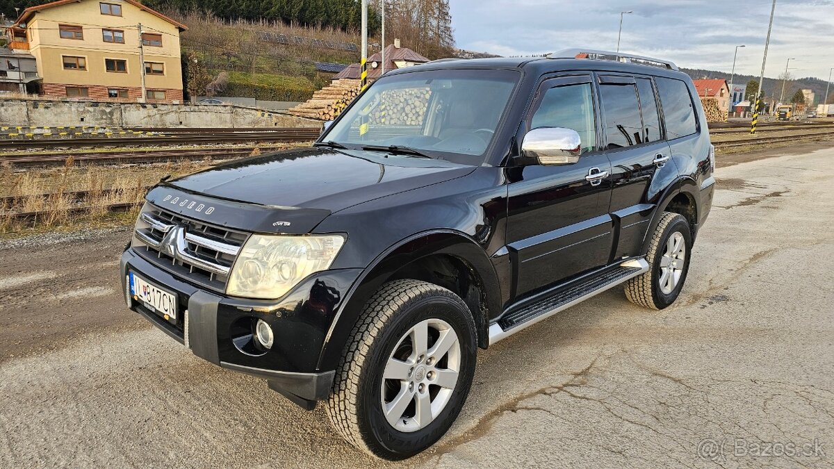 PAJERO IV WAGON  3.2DID AUTOMAT