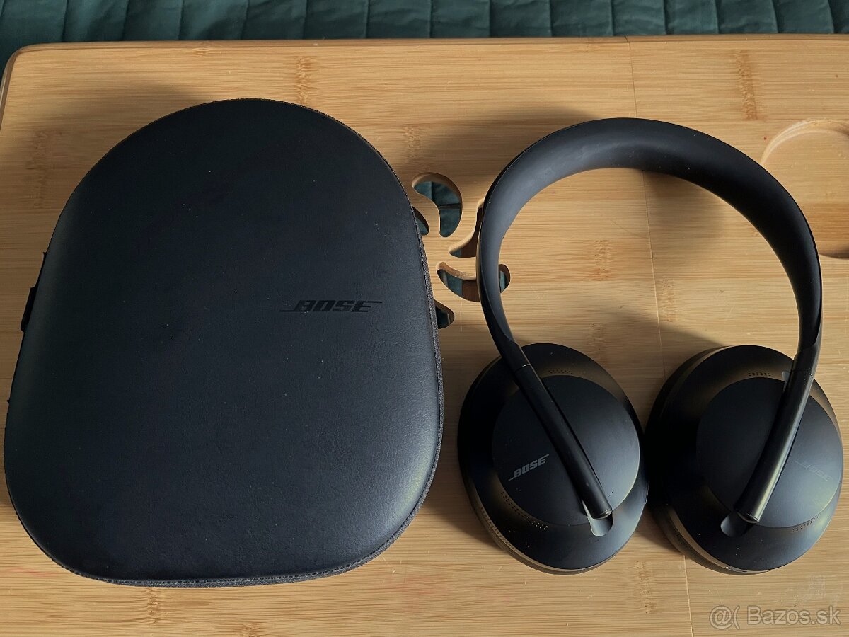 Bose Noise Cancelling Headphones 700